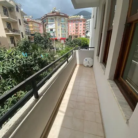 Grosse Ferienwohnung In Alanya Zentrum 아파트