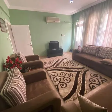 Grosse Ferienwohnung In Alanya Zentrum *